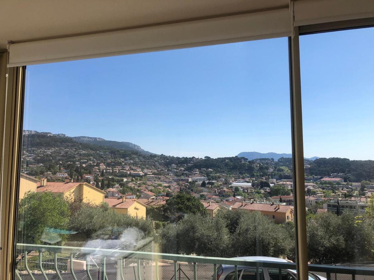 Vacances idéales limite Sanary sur mer !! logement partagé shared apartment Ollioules Extérieur photo